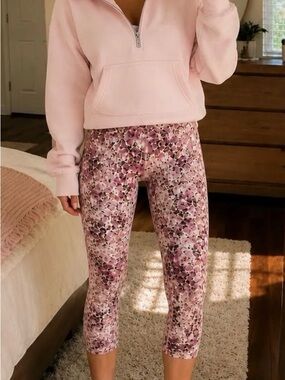 Lululemon Wunder Under High Rise Cropped Leggings/MRSP $128